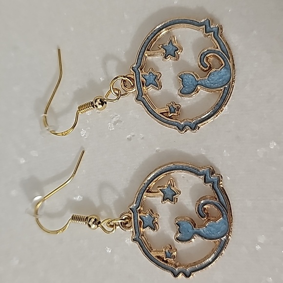 Cat earrings! - Picture 2 of 7